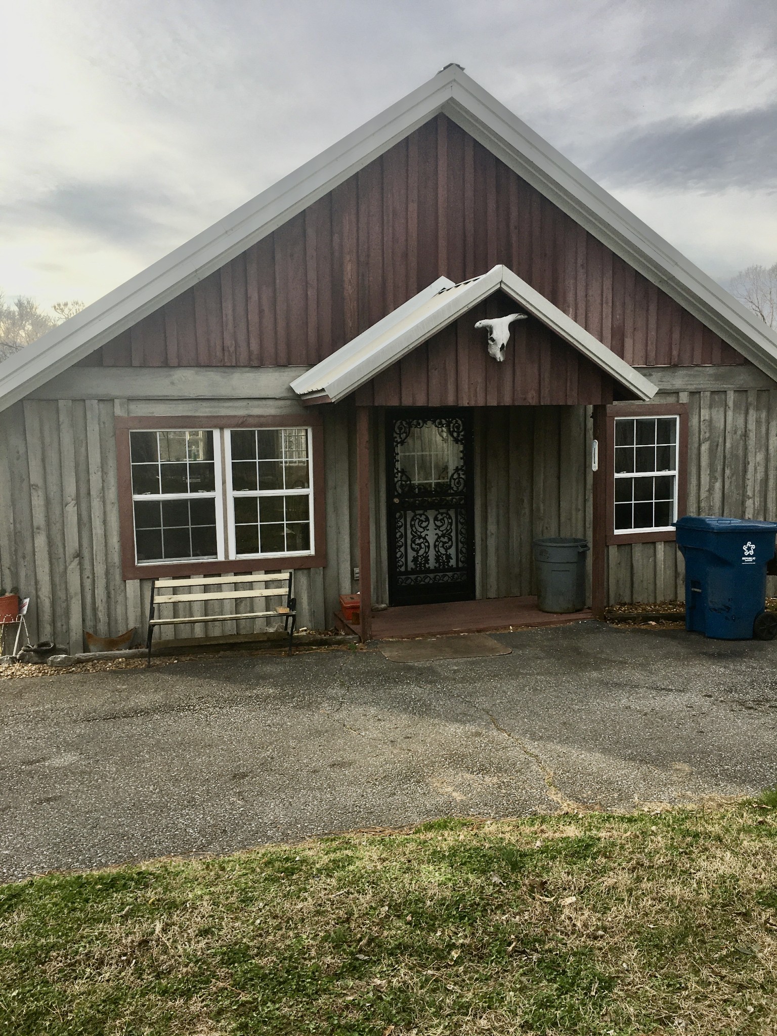 119 Cypress Road Buchanan, TN 38222 - Photo 7 of 26 a front view of a house with a yard