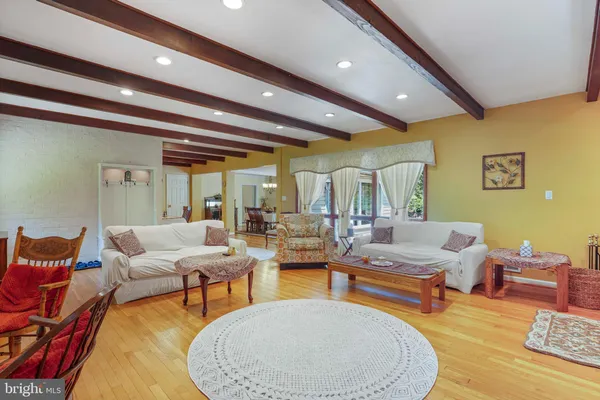 $4,000 | 5135 Summit Drive, Fairfax, VA 22030