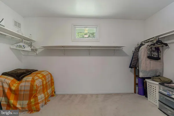 $4,000 | 5135 Summit Drive, Fairfax, VA 22030