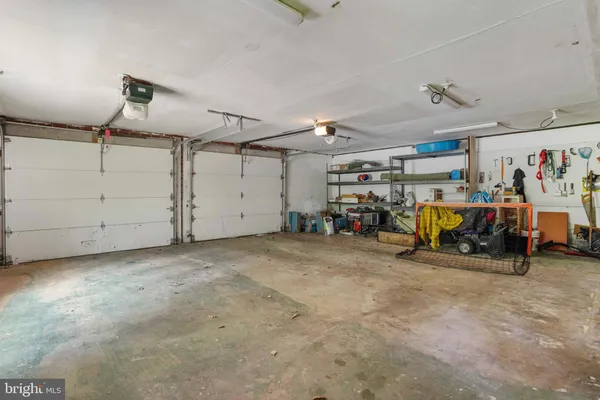 $4,000 | 5135 Summit Drive, Fairfax, VA 22030