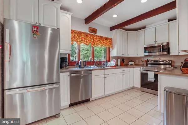 $4,000 | 5135 Summit Drive, Fairfax, VA 22030