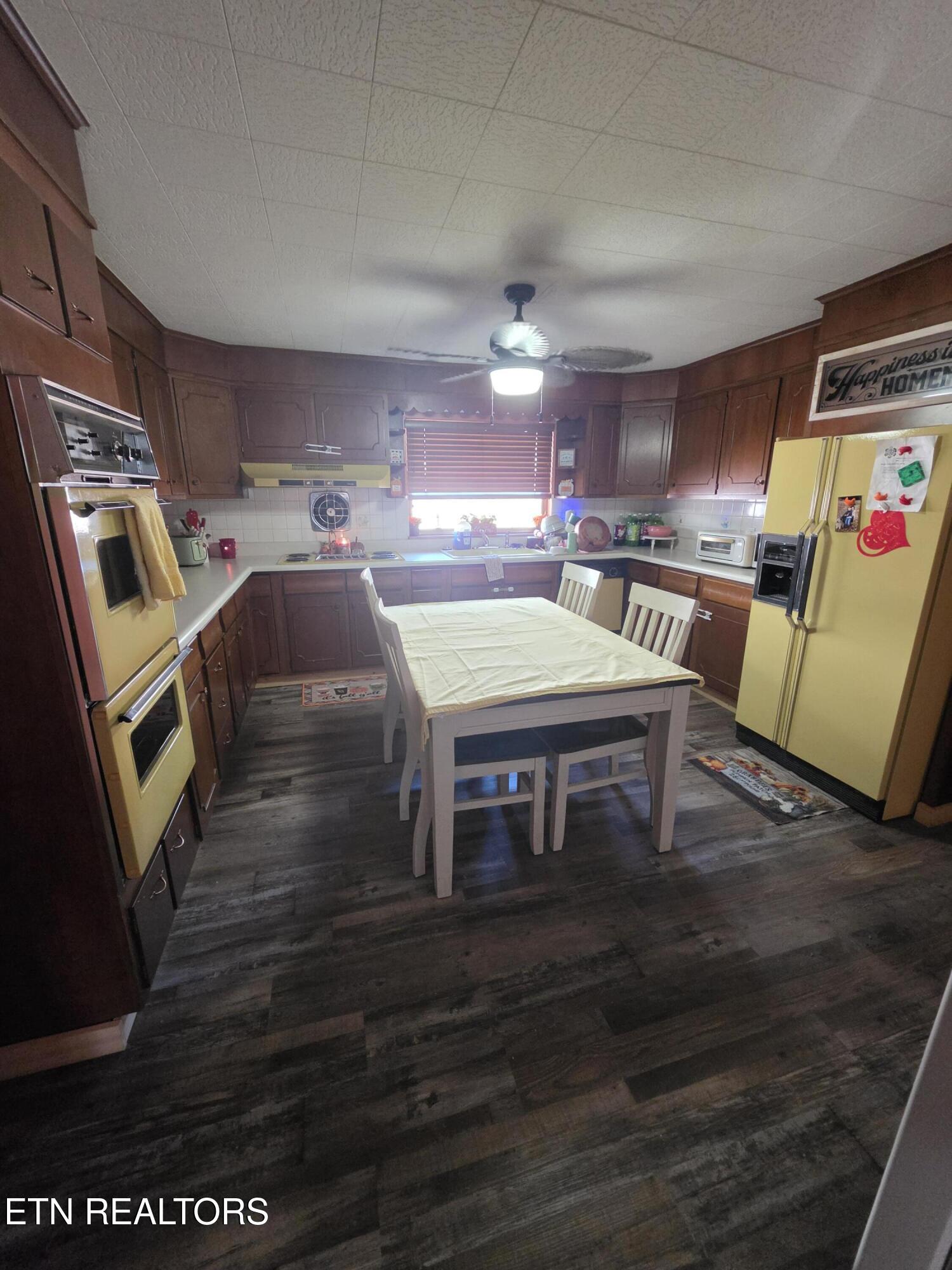 103 Sherwood Road Middlesboro, KY 40965 - Photo 10 of 32 20508