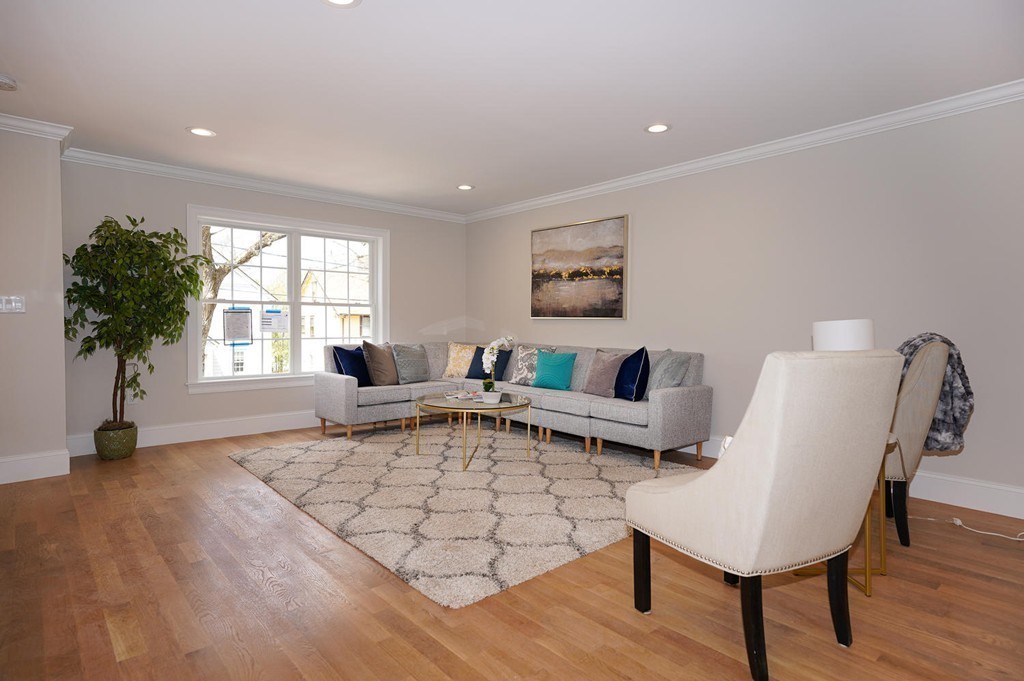 28 Argyle Road, Unit 28 Arlington, MA 02476 - Photo 3 of 28 Gallery Image 3