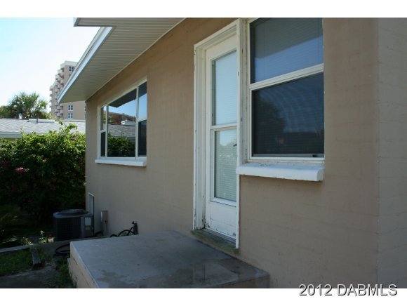 131 Harrison Road Daytona Beach, FL 32118 - Photo 4 of 11 Additional Photo