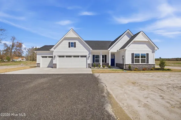 $749,900 | 109 Backwoods Lane, Moyock, NC 27958