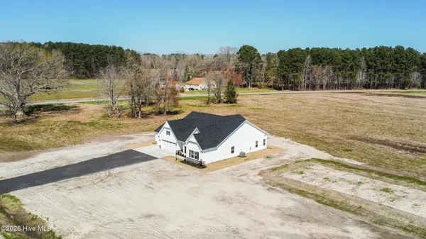 $749,900 | 109 Backwoods Lane, Moyock, NC 27958