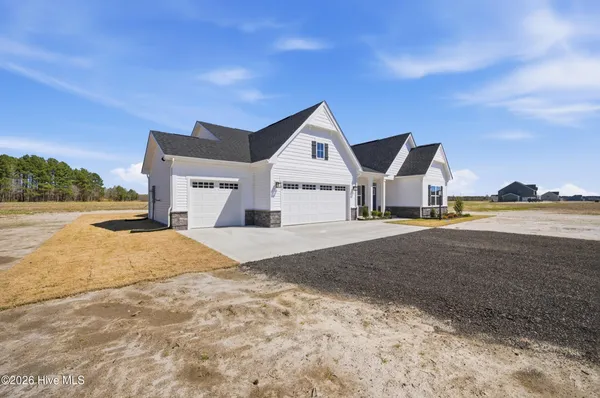 $749,900 | 109 Backwoods Lane, Moyock, NC 27958