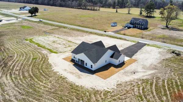 $739,900 | 109 Backwoods Lane, Moyock, NC 27958