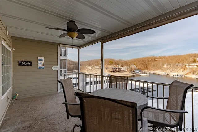 $385,000 | 68 Lighthouse Road, Unit 231, Lake Ozark, MO 65049