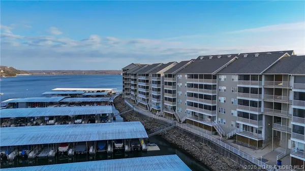 $375,000 | 68 Lighthouse Road, Unit 231, Lake Ozark, MO 65049