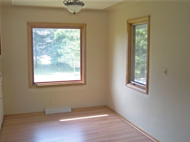 2528 Anderson Road Duluth, MN 55811 - Photo 4 of 8 Gallery Image 4