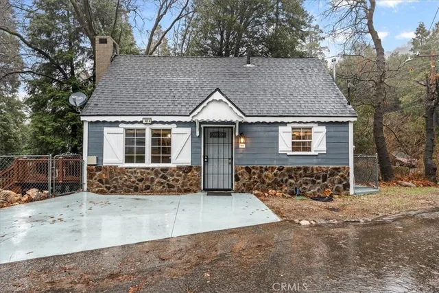 $345,000 | 414 Cross Drive, Crestline, CA 92325