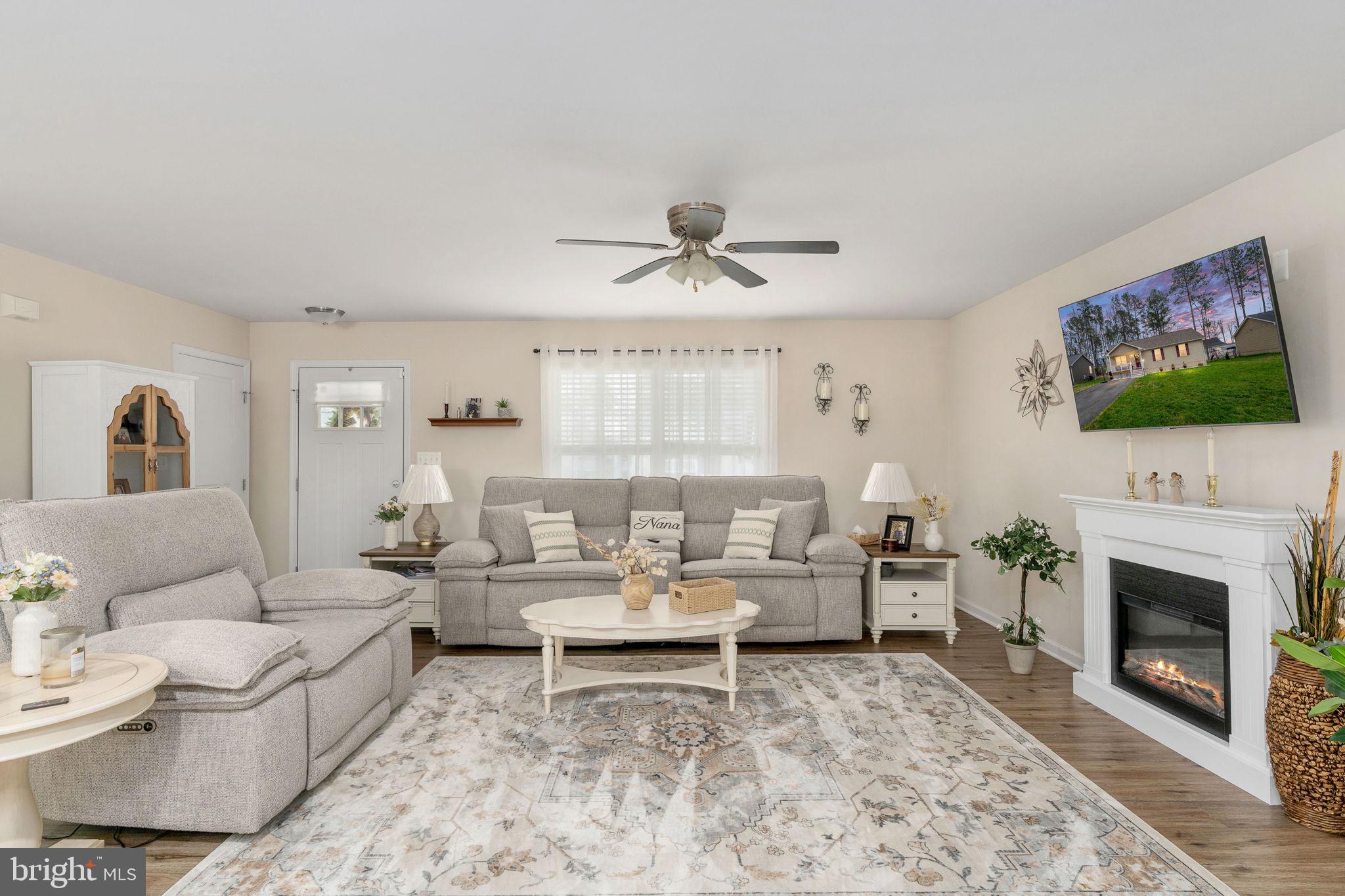 78 Rustic Lane Colonial Beach, VA 22443 - Photo 12 of 56 Cozy living space with modern charm.