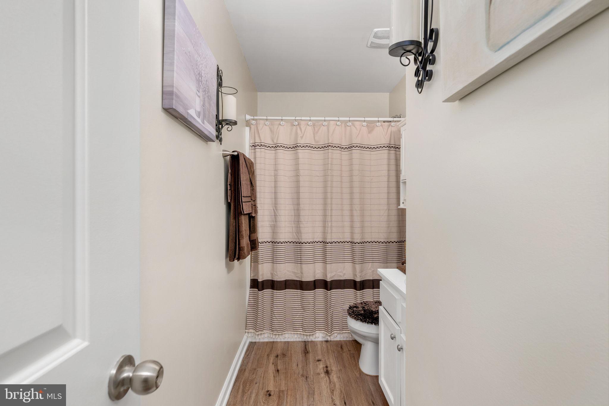 78 Rustic Lane Colonial Beach, VA 22443 - Photo 25 of 56 Charming bathroom with modern touches.