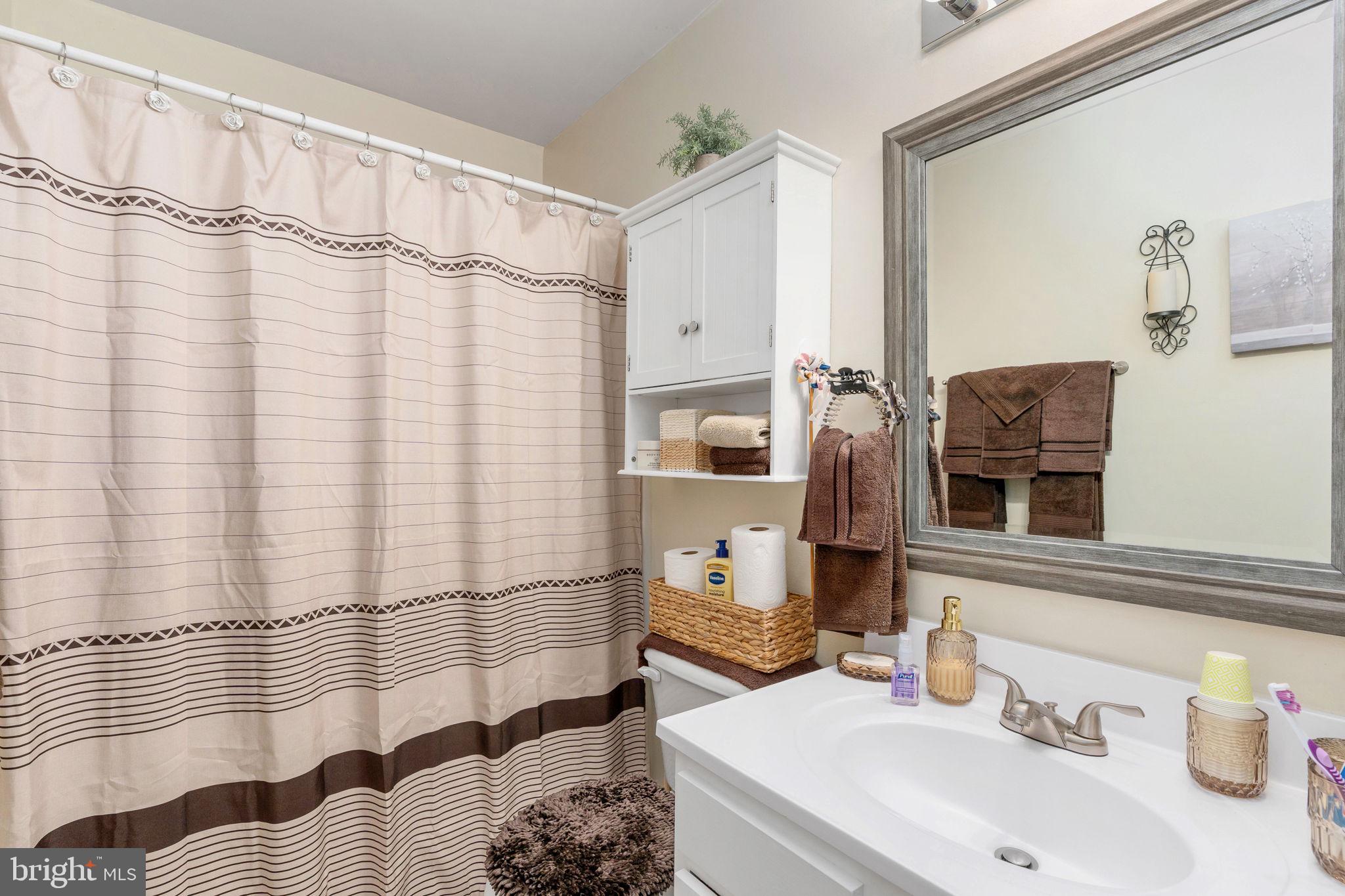 78 Rustic Lane Colonial Beach, VA 22443 - Photo 26 of 56 Charming bathroom with modern touches.