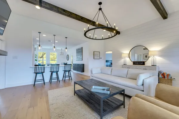 $3,000 | 24236 Spur Trail, Spicewood, TX 78669