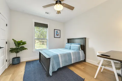 $3,000 | 24236 Spur Trail, Spicewood, TX 78669