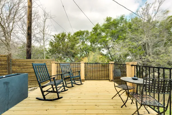 $3,000 | 24236 Spur Trail, Spicewood, TX 78669