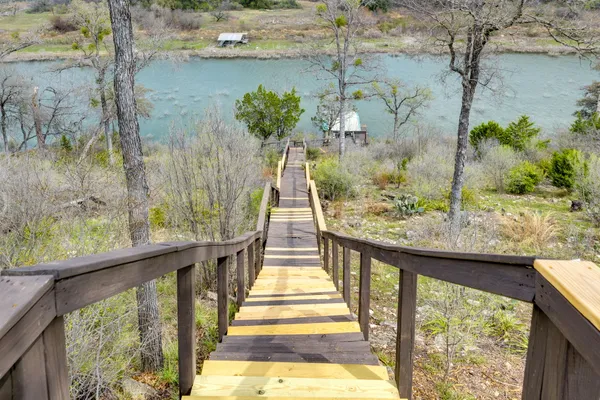 $3,000 | 24236 Spur Trail, Spicewood, TX 78669