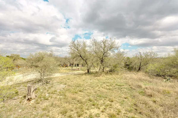 $3,000 | 24236 Spur Trail, Spicewood, TX 78669