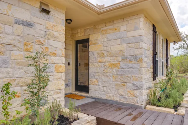 $3,000 | 24236 Spur Trail, Spicewood, TX 78669