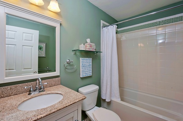 47 Dobson Road Braintree, MA 02184 - Photo 16 of 23 Gallery Image 16