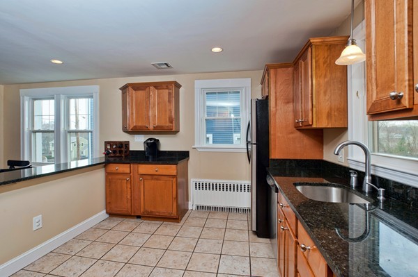 47 Dobson Road Braintree, MA 02184 - Photo 7 of 23 Gallery Image 7