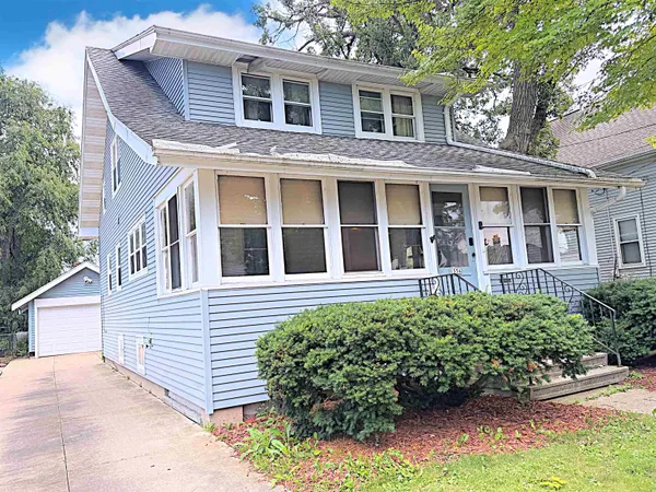 $219,900 | 1554 Plummer Street, Oshkosh, WI 54902