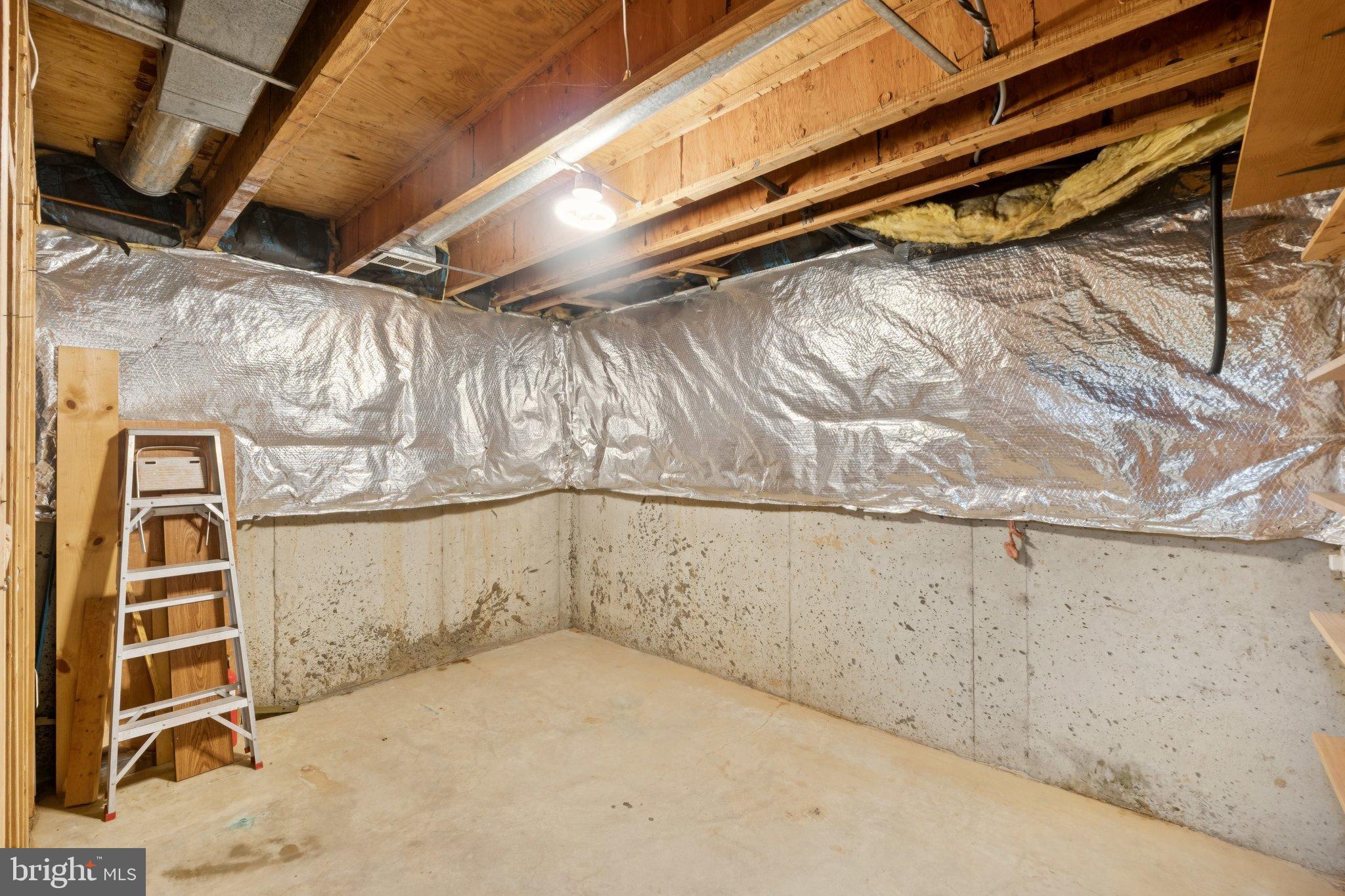 7904 Jensen Place Bethesda, MD 20817 - Photo 20 of 22 a view of an empty room
