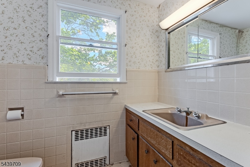 19 Yardley Road Mendham, NJ 07945 - Photo 23 of 41