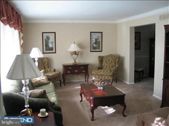 753 Grant Road Mount Laurel, NJ 08054 - Photo 4 of 6 Living Room