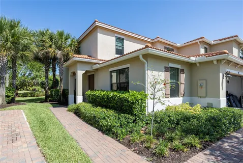 $5,200 | 10069 Brickhill Drive, Unit 10069, Boca Raton, FL 33428
