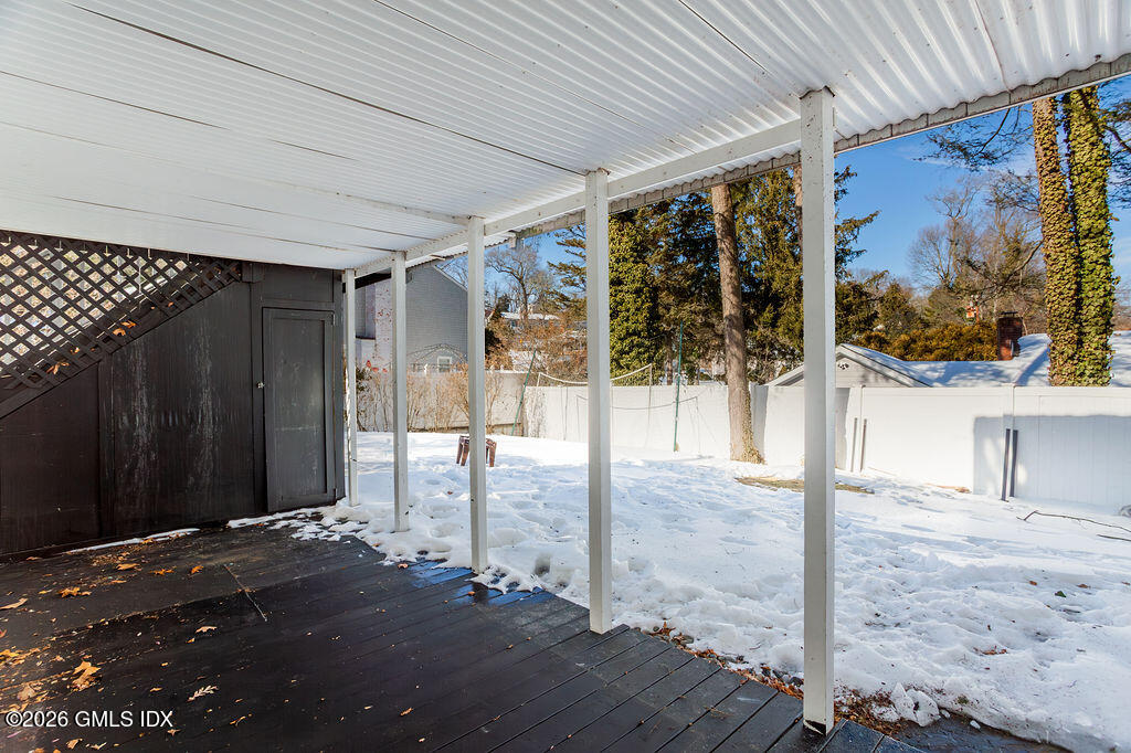 198 Valley Road Cos Cob, CT 06807 - Photo 27 of 31 Valley_049