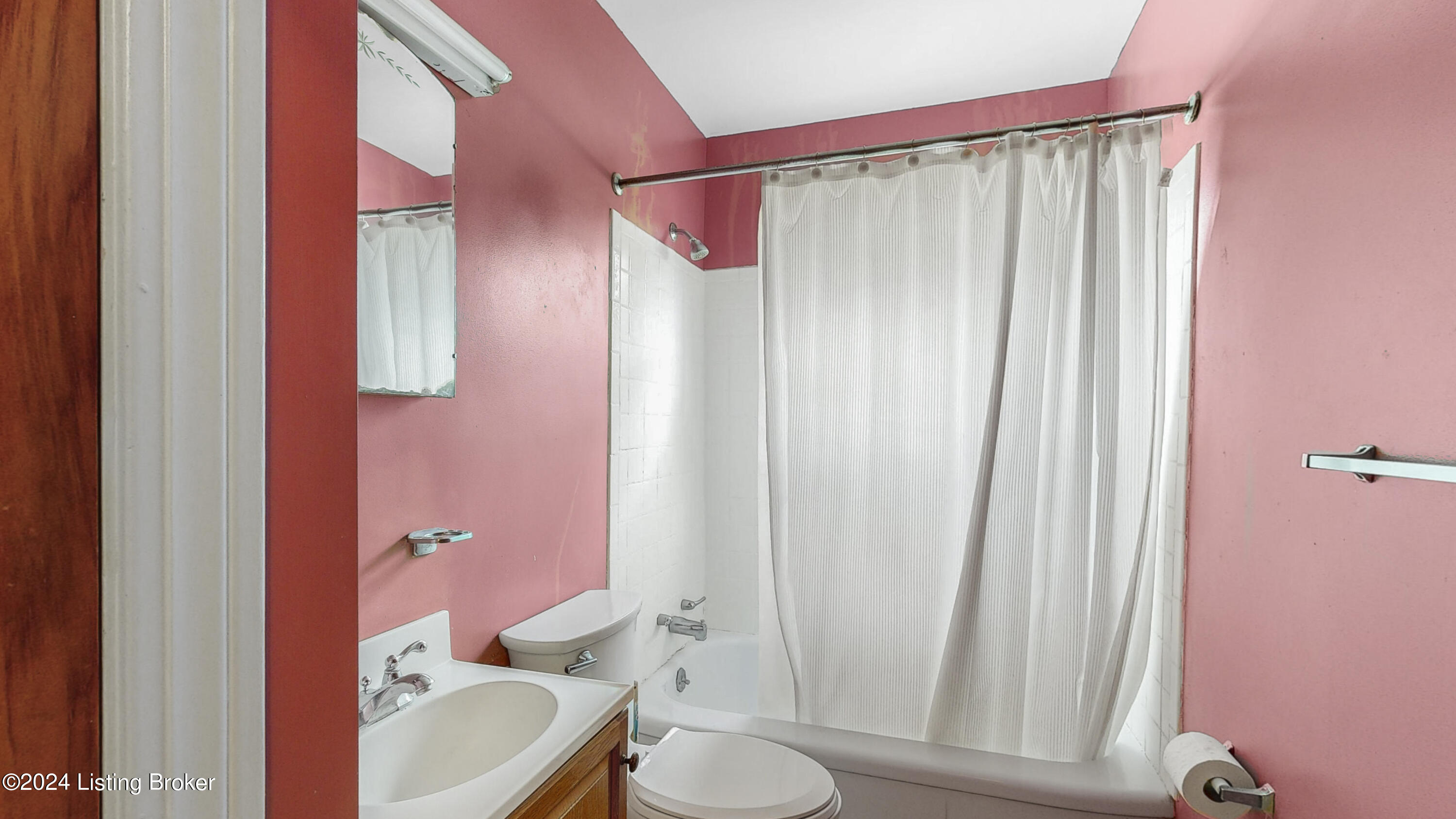 2525 Ralph Avenue Louisville, KY 40216 - Photo 23 of 36 2525 Ralph Ave-123