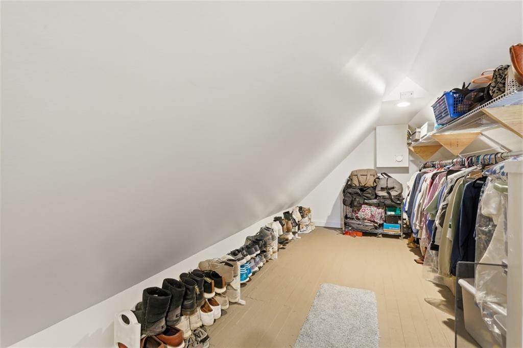 447 Edith Street Pittsburgh, PA 15211 - Photo 26 of 37 Closet in 3rd bedroom