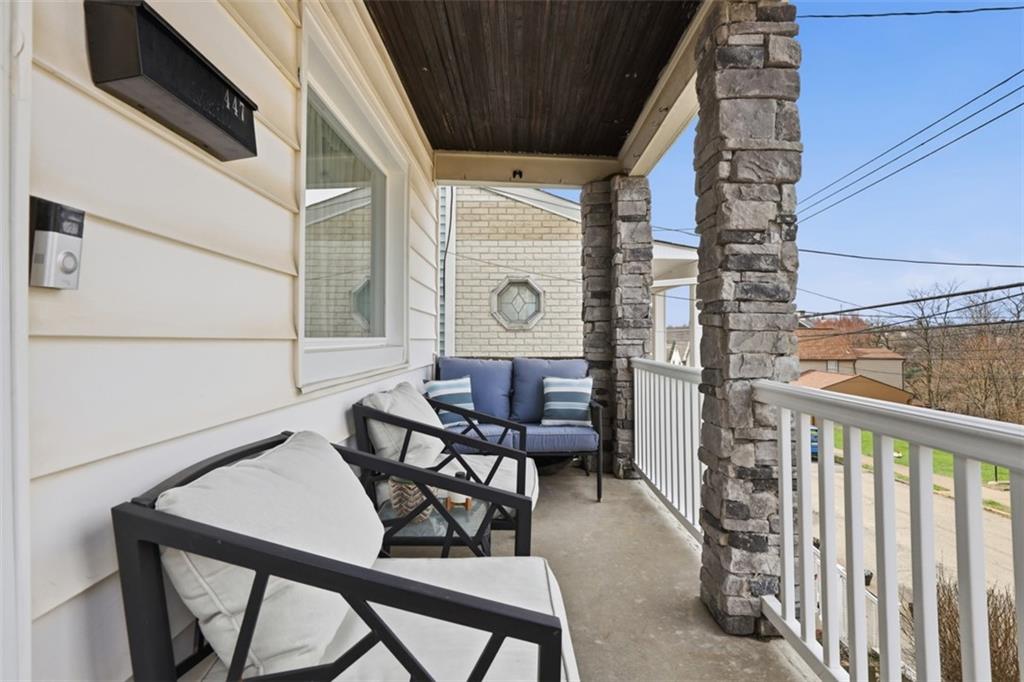 447 Edith Street Pittsburgh, PA 15211 - Photo 3 of 37 Front porch