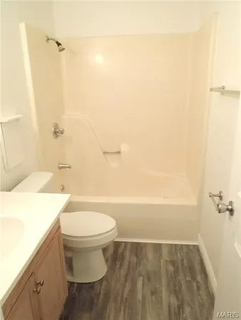 $875 | 1002 Apache Drive, Unit 6, Collinsville, IL 62234