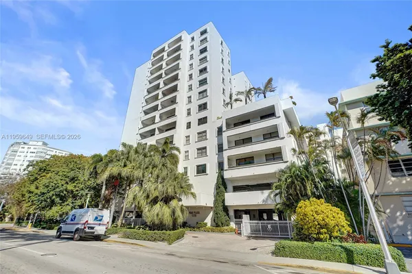 $3,750 | 1775 Washington Avenue, Unit PH4, Miami Beach, FL 33139