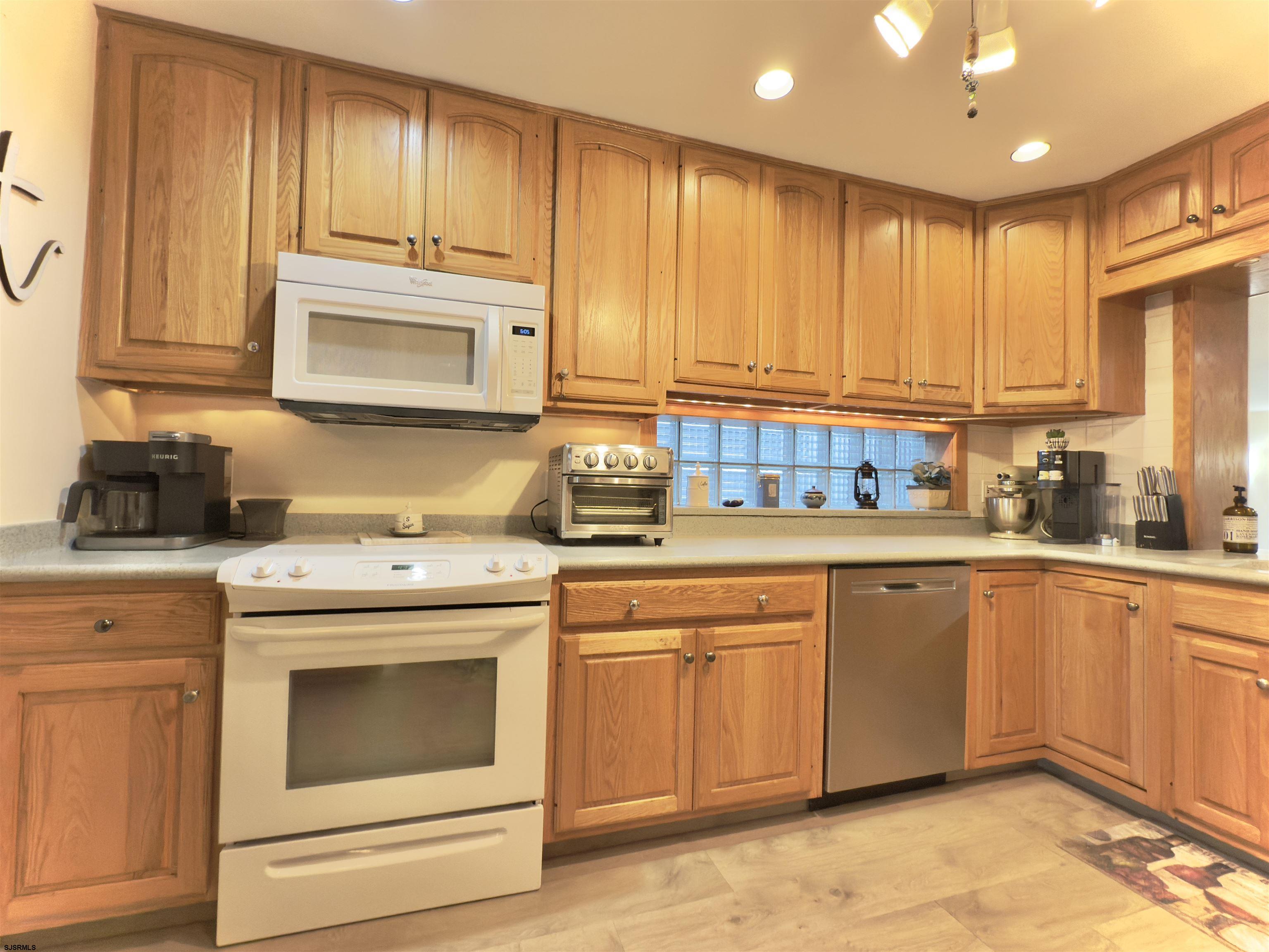 605 Shore Road Linwood, NJ 08221 - Photo 18 of 99