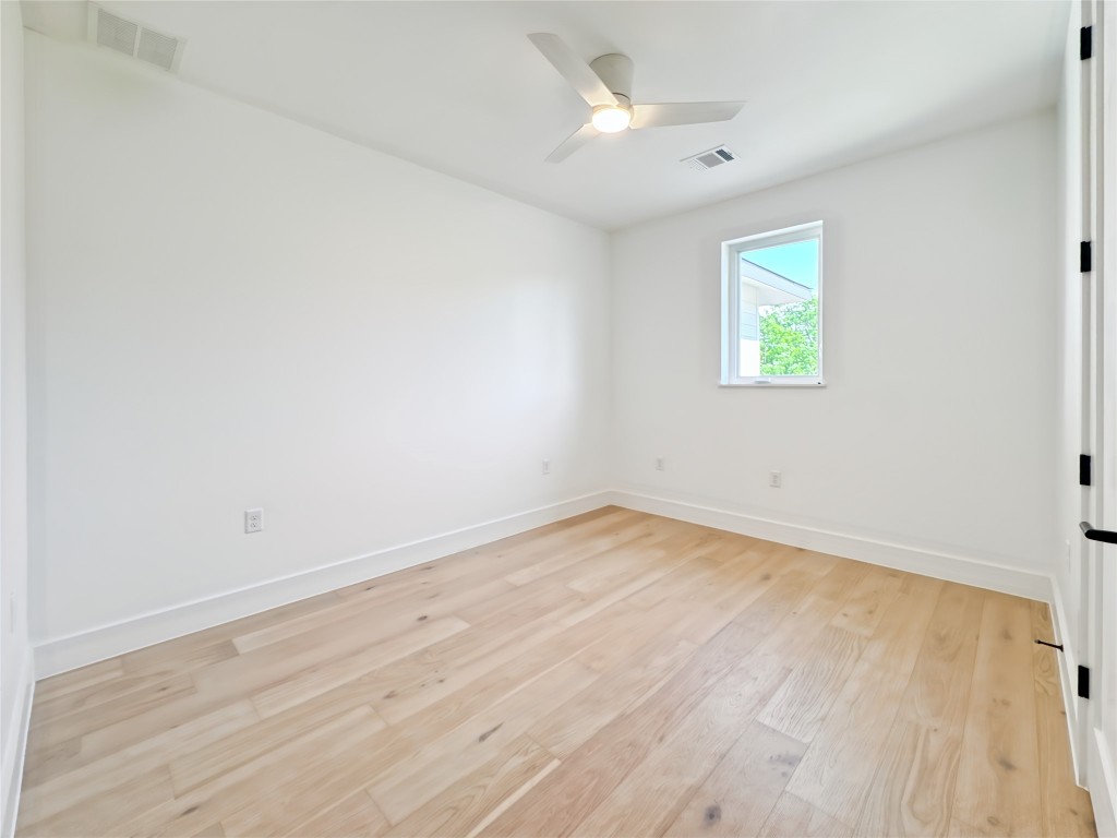 3614 Abbate Circle, Unit B Austin, TX 78721 - Photo 23 of 26