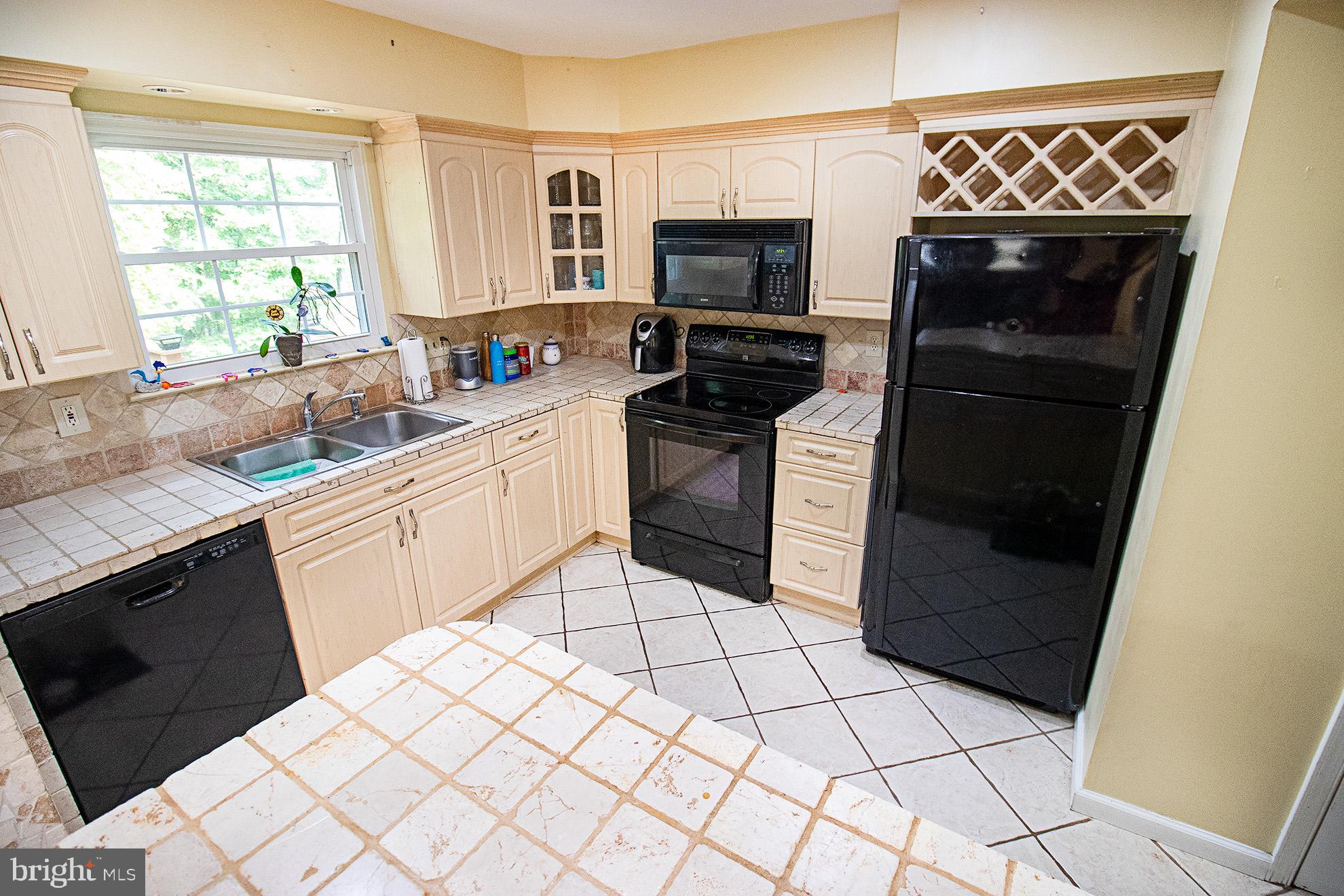 17645 Longview Lane Olney, MD 20832 - Photo 6 of 32