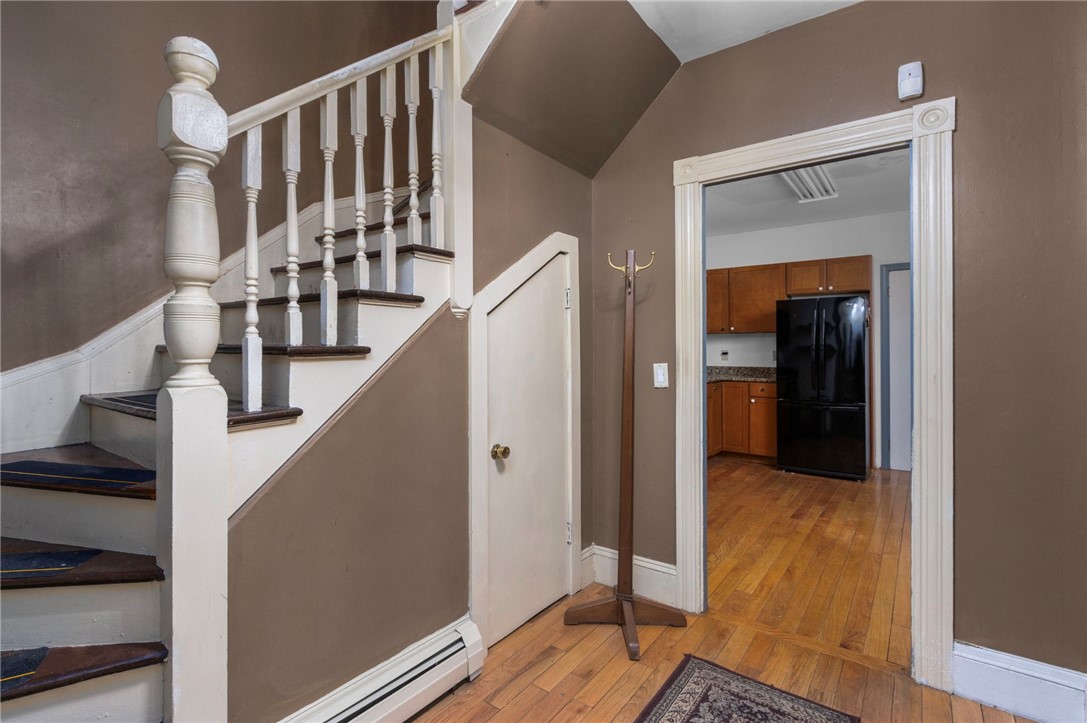 95 Corinth Street Providence, RI 02907 - Photo 12 of 38