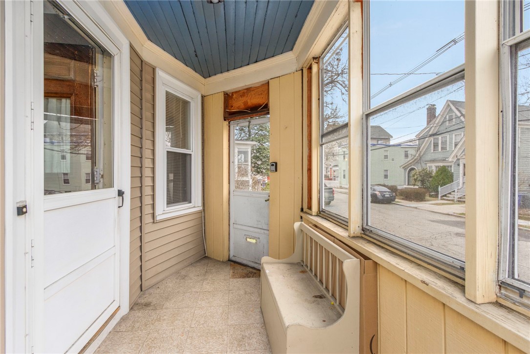 95 Corinth Street Providence, RI 02907 - Photo 15 of 38