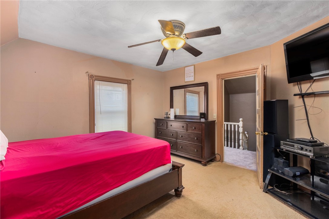 95 Corinth Street Providence, RI 02907 - Photo 16 of 38