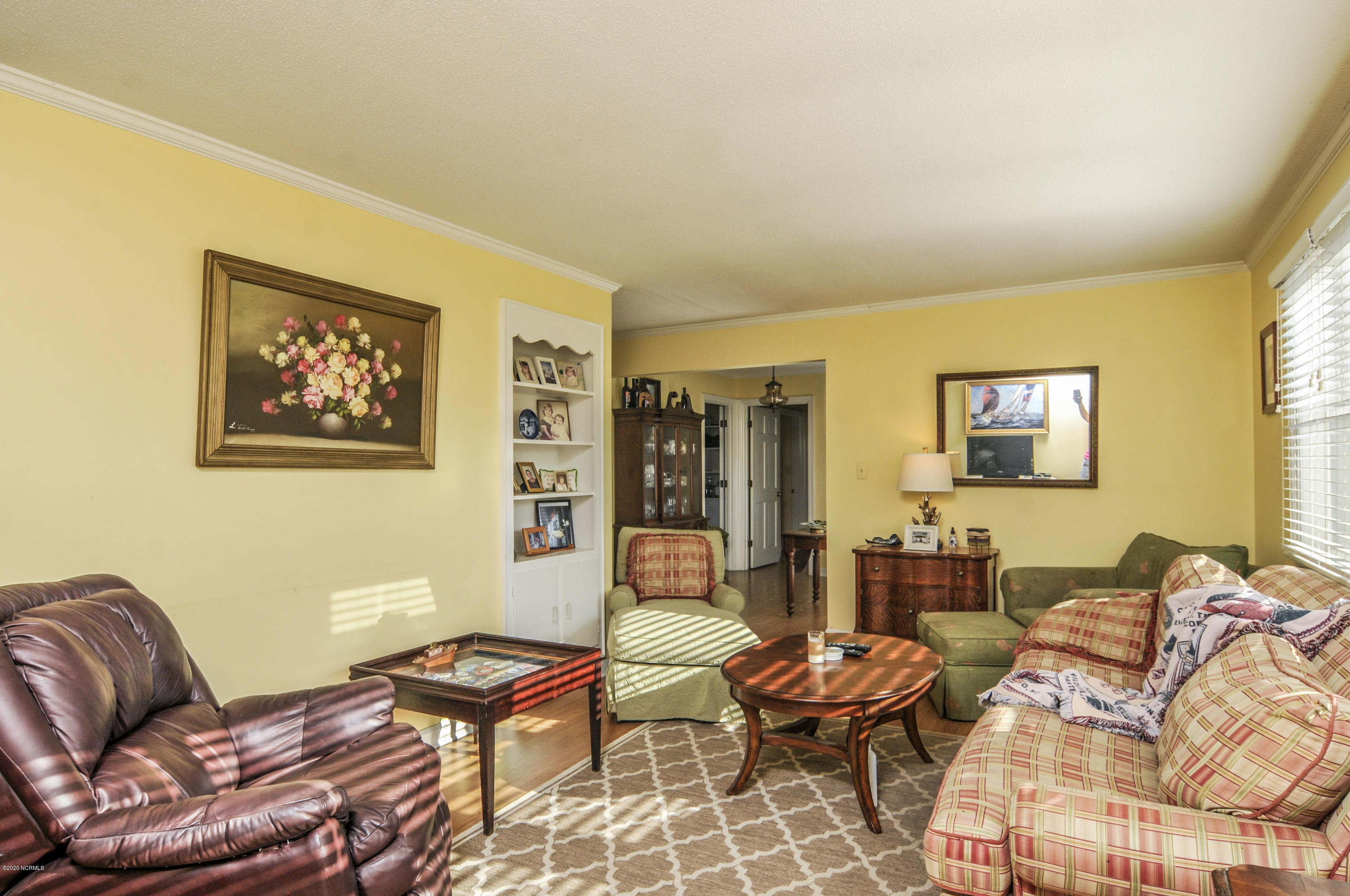 812 Hubs Rec Road Belhaven, NC 27810 - Photo 14 of 61 013 Living Room