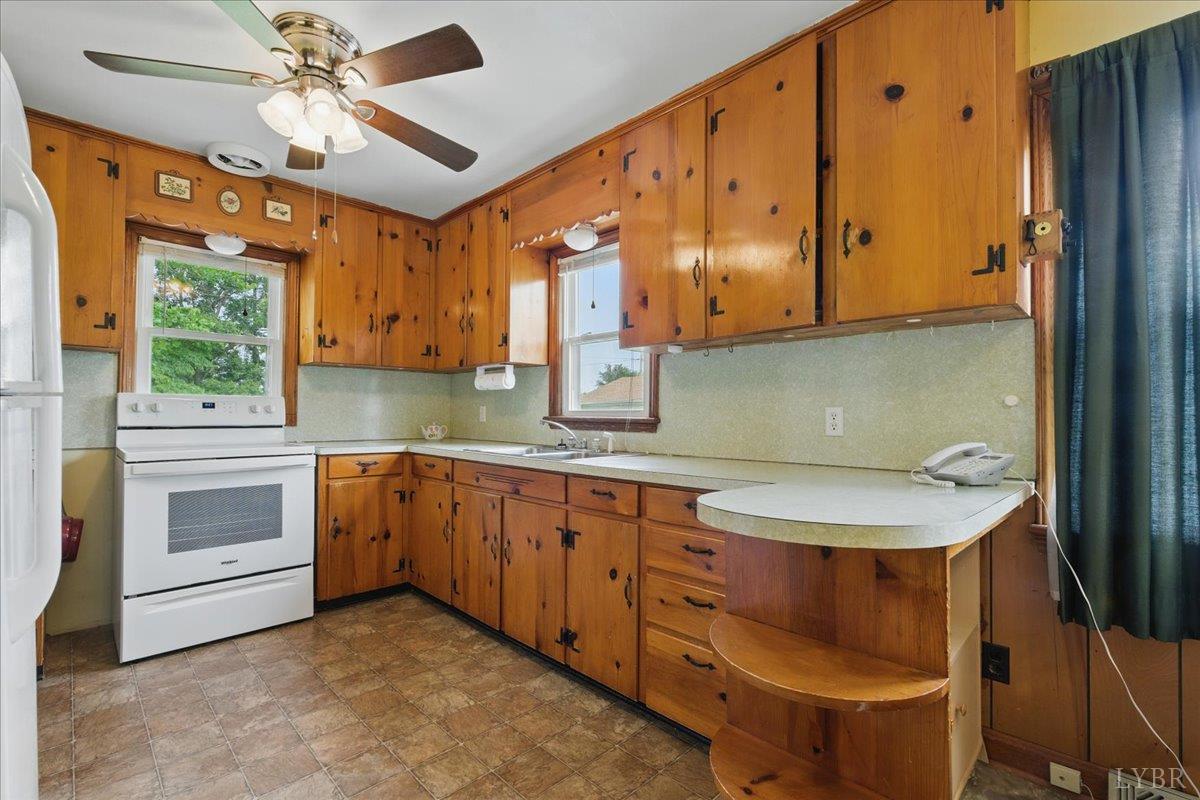 1250 Cifax Road Forest, VA 24551 - Photo 8 of 18