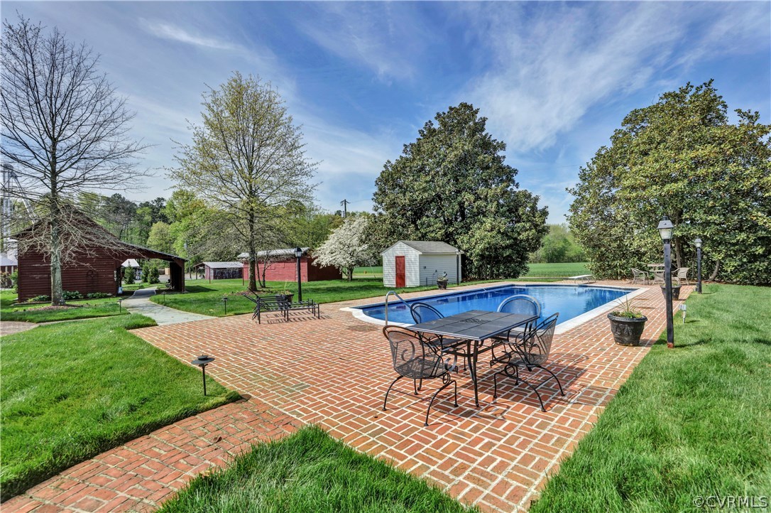 5503 Ruffin Road Prince George, VA 23875 - Photo 20 of 48 Enjoy your summers by the pool!