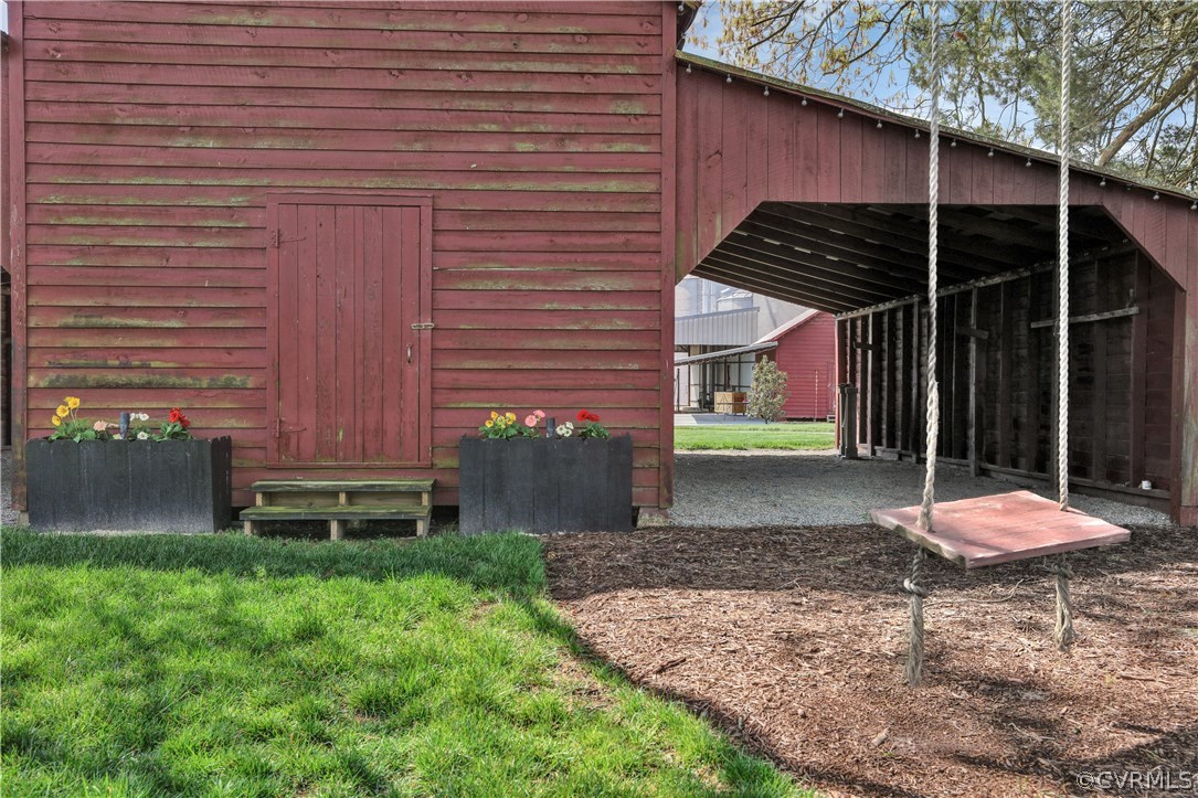 5503 Ruffin Road Prince George, VA 23875 - Photo 34 of 48 Swing!