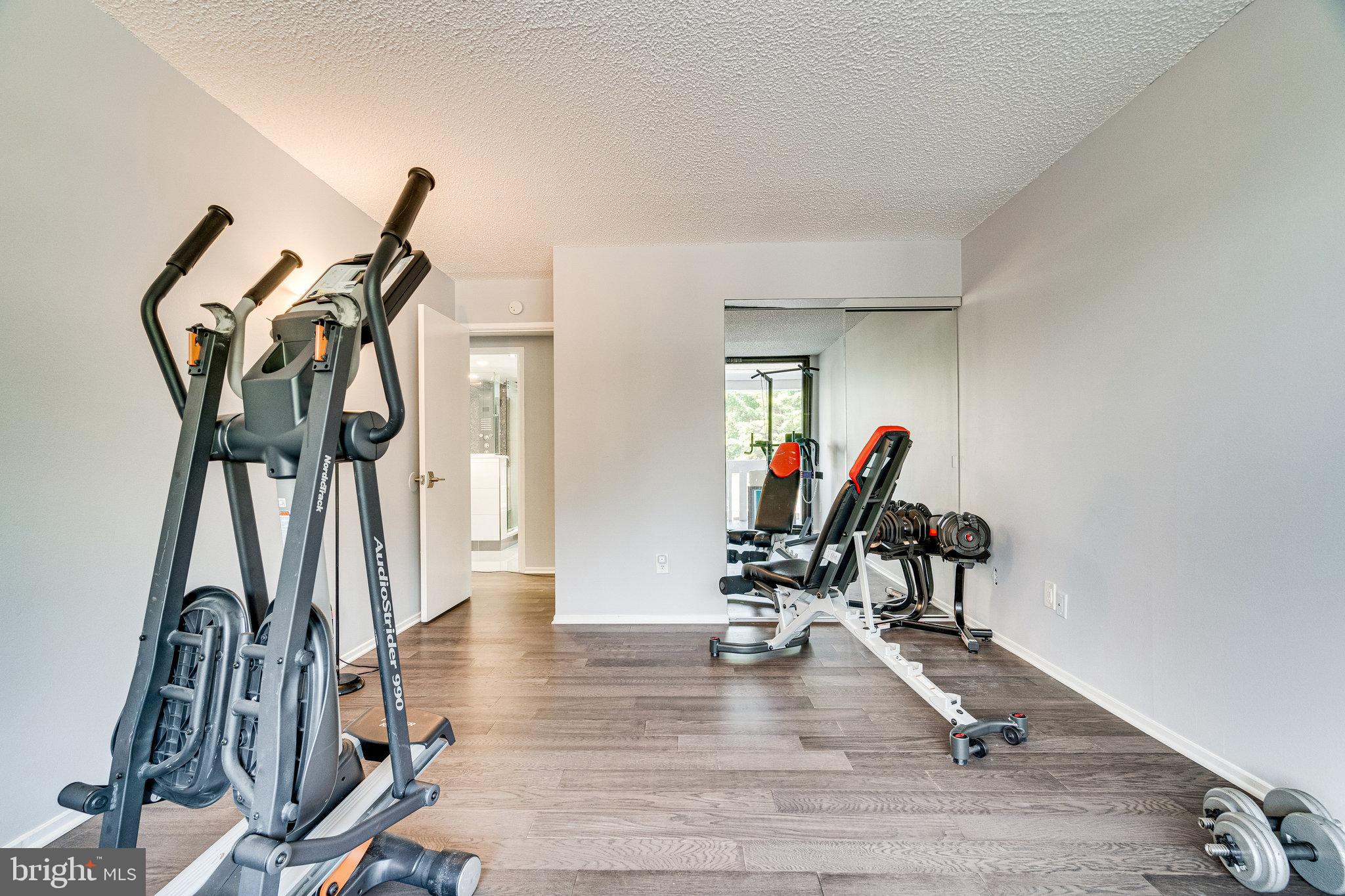 6101 Edsall Road, Unit 501 Alexandria, VA 22304 - Photo 25 of 41