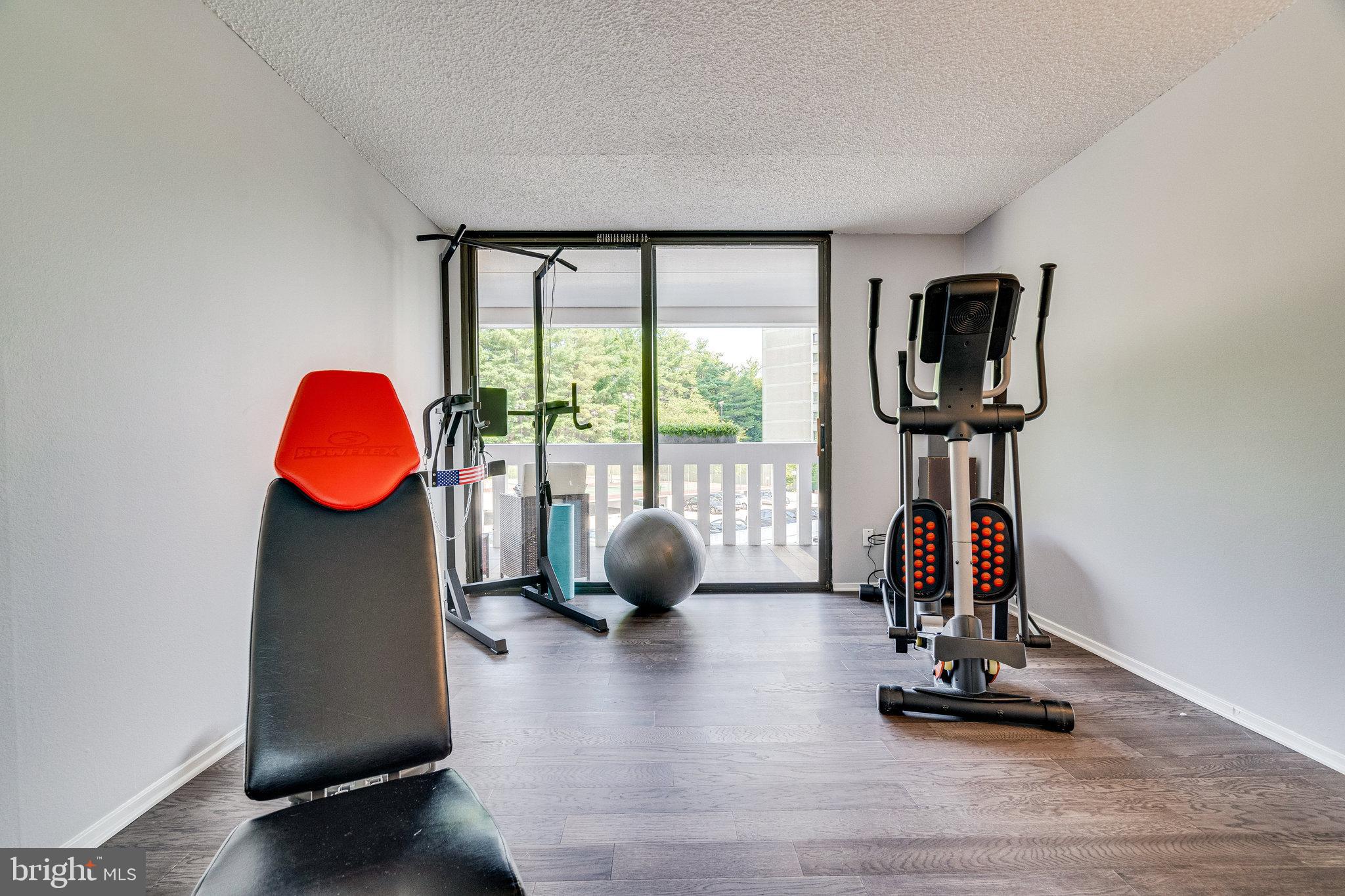 6101 Edsall Road, Unit 501 Alexandria, VA 22304 - Photo 26 of 41
